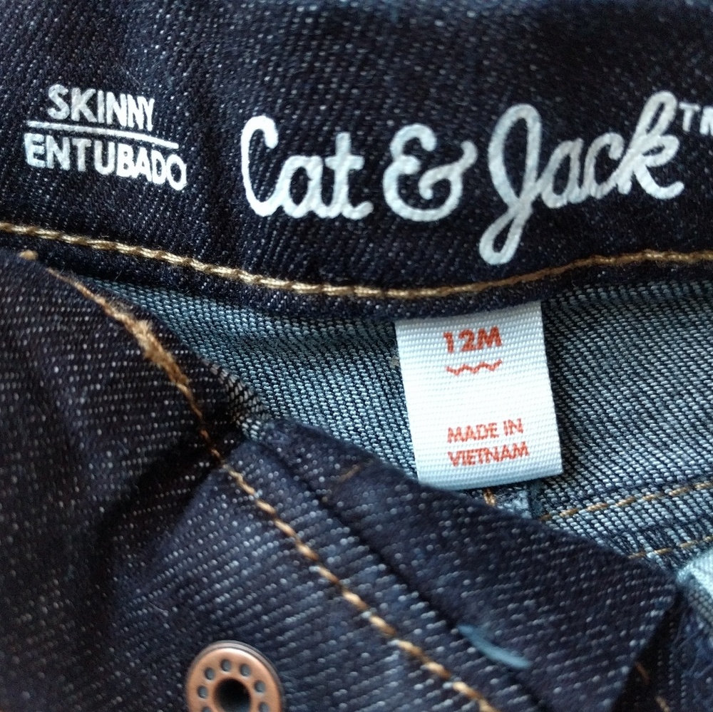 SOLD!cat and Jack dark skinny jeans 12 months NWT - Picture 2 of 3
